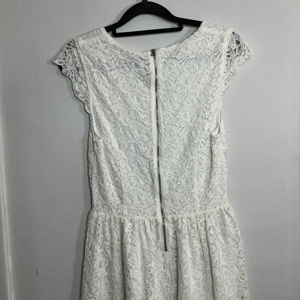 Talula Aritzia Belgravia White Lace Mini Dress Cap Sleeve Back Zipper Size 6 - Picture 7 of 12